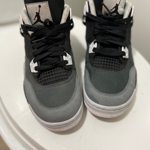 Jordan 4 retros - Picture 1 of 5
